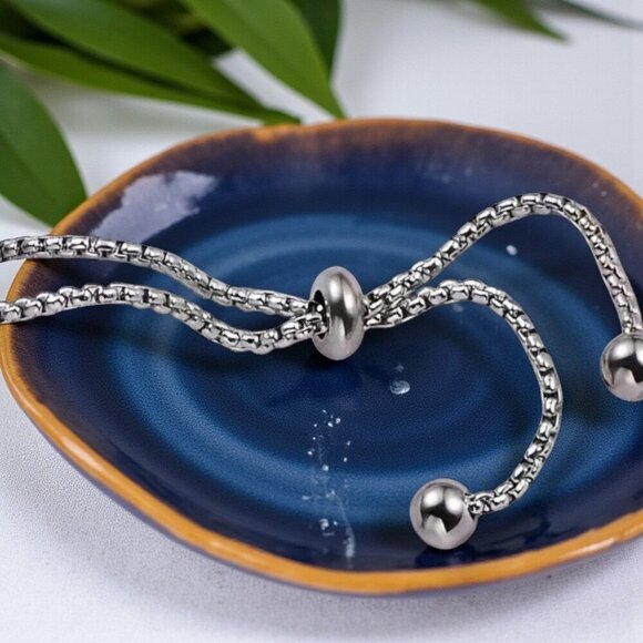 🆕️Elegant 18K Gold Plated Tree of Life Charm Bracelet Sparkling Rhinestones - Picture 8 of 9